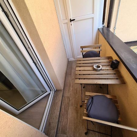 Adonis Apartment Újvidék Kültér fotó
